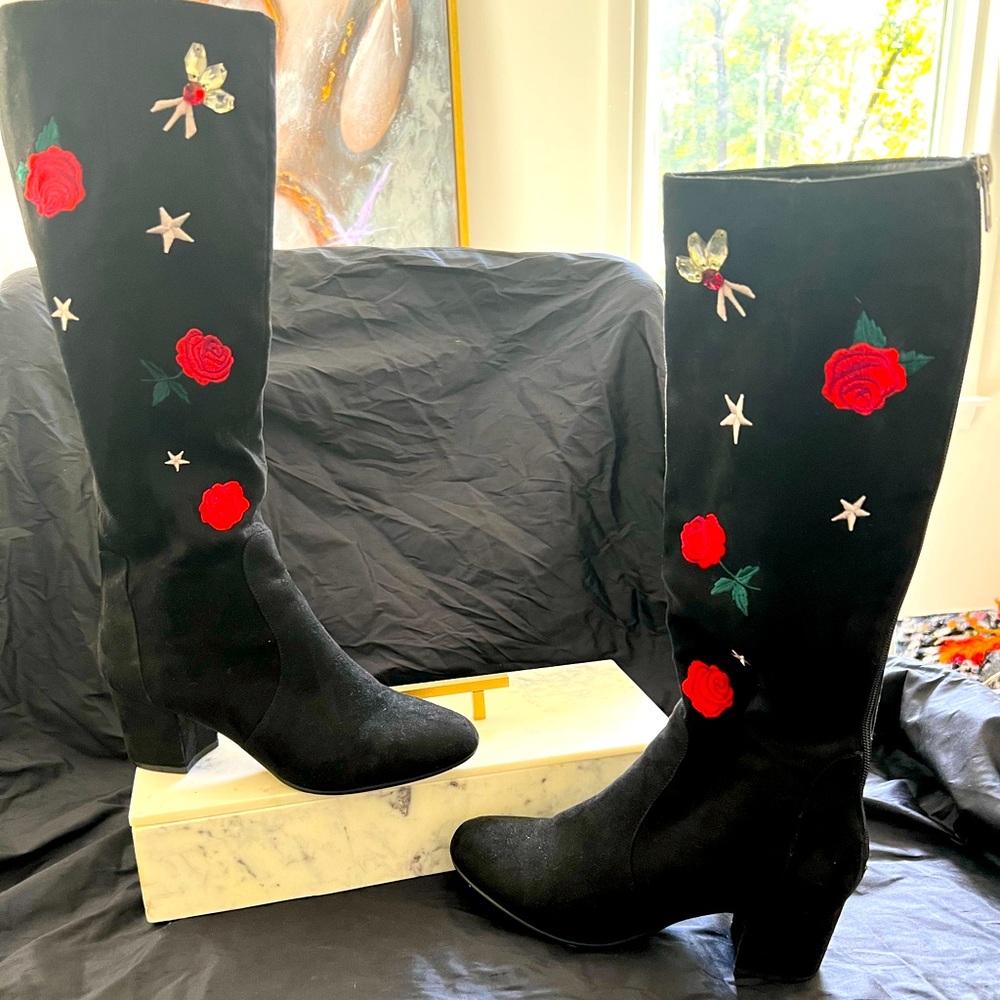 Embroidered star and rose boots
